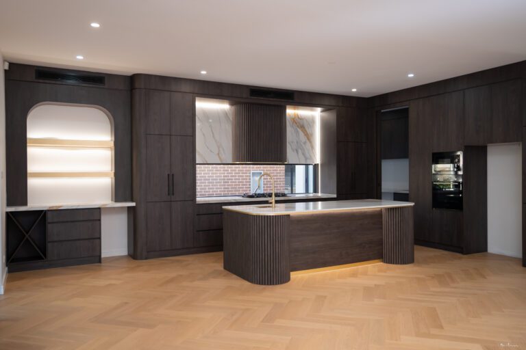 HIlls Wide Kitchens - New Kitchen and Homebar