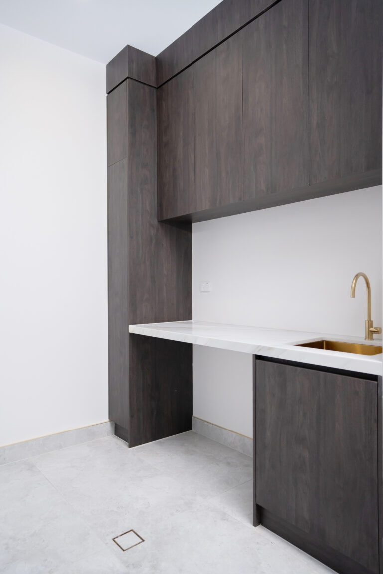 Hills Wide Kitchens - Laundry Room
